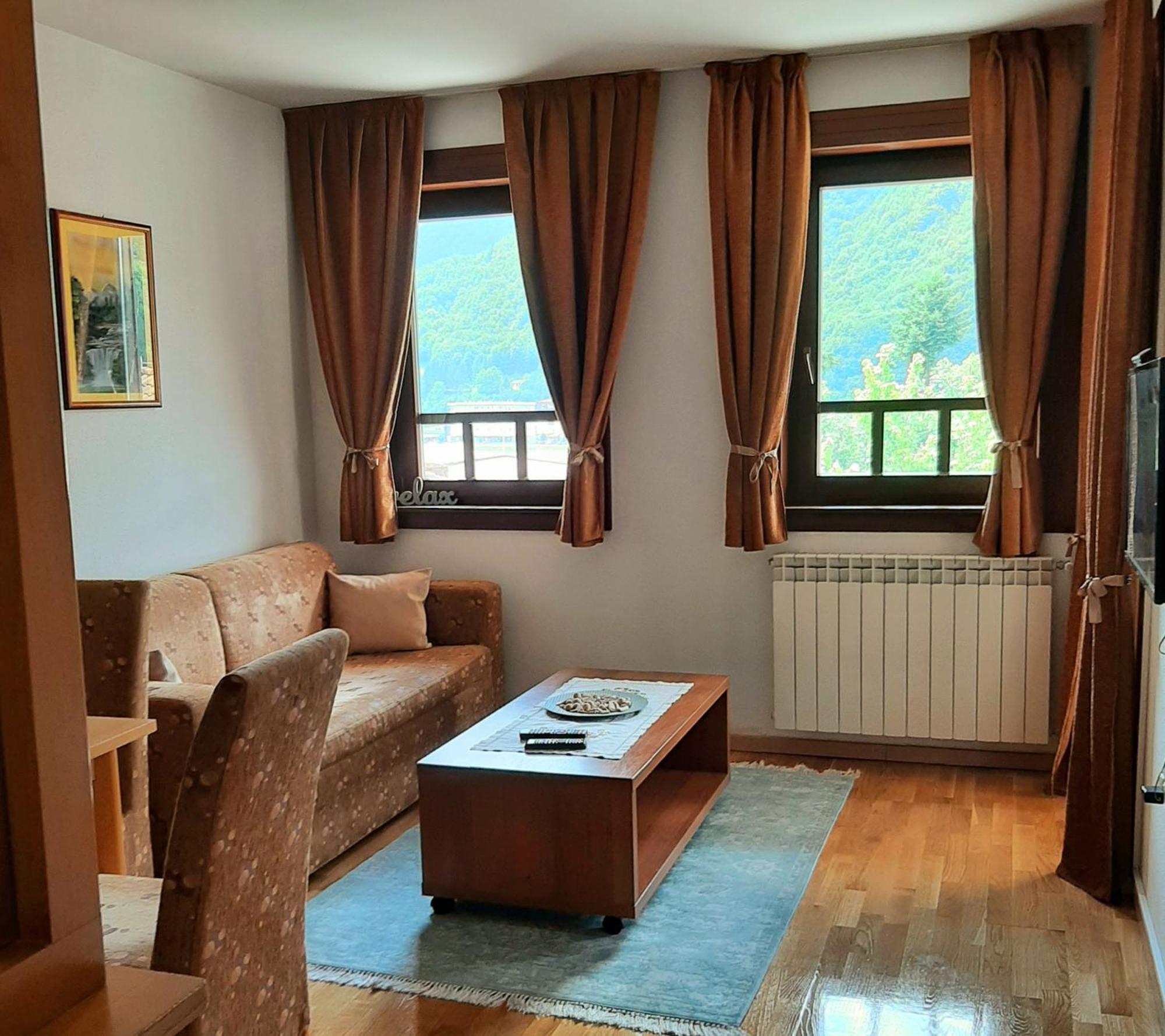 Relax Apartman Fojnica Exterior foto